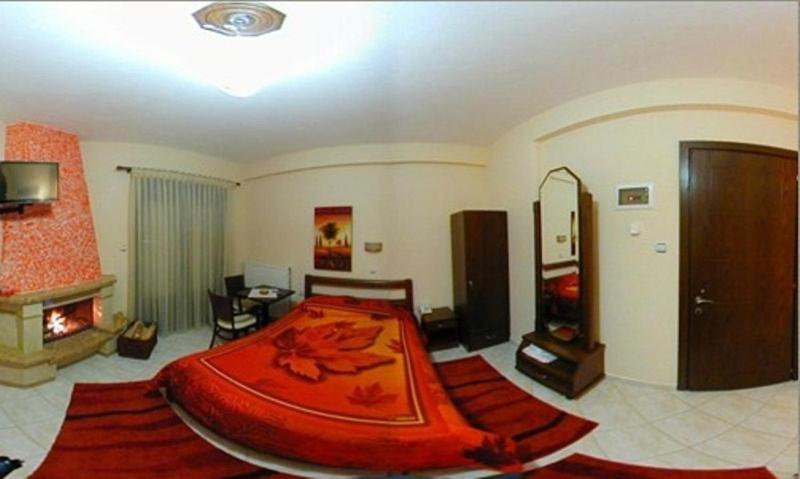Hotel Galaxias Káto Loutrákion エクステリア 写真